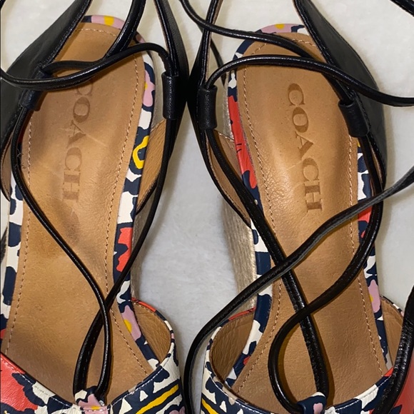 Coach Wedges size 8.5 - Picture 8 of 8